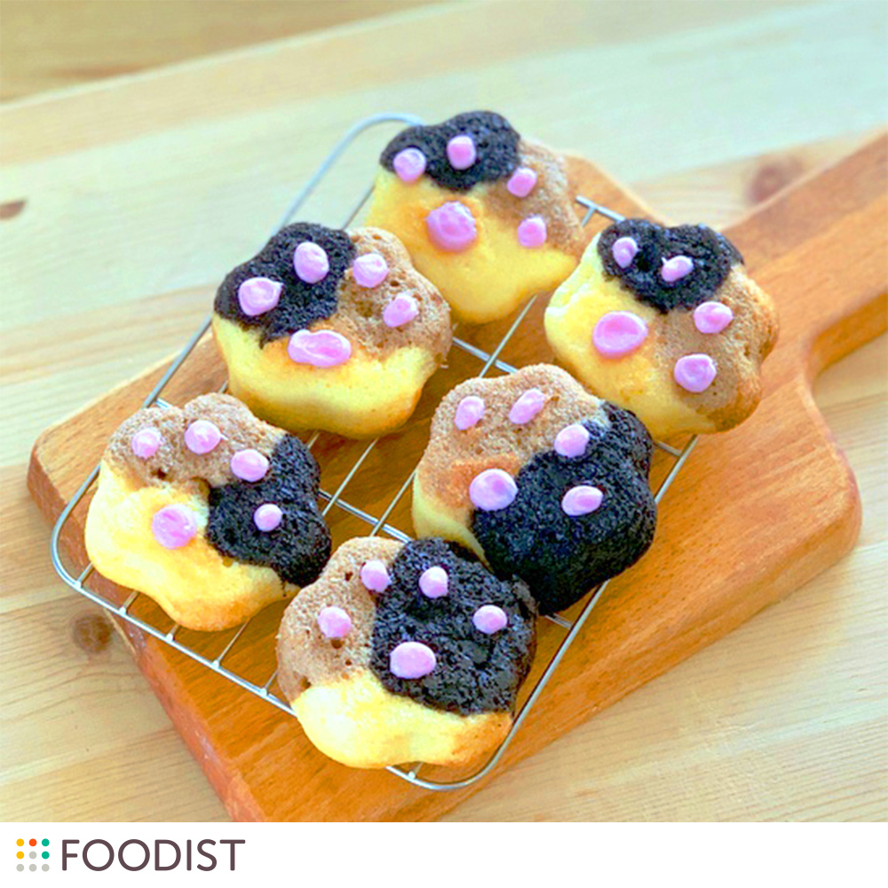 100均の肉球ケーキ型で作る 三毛猫マドレーヌ