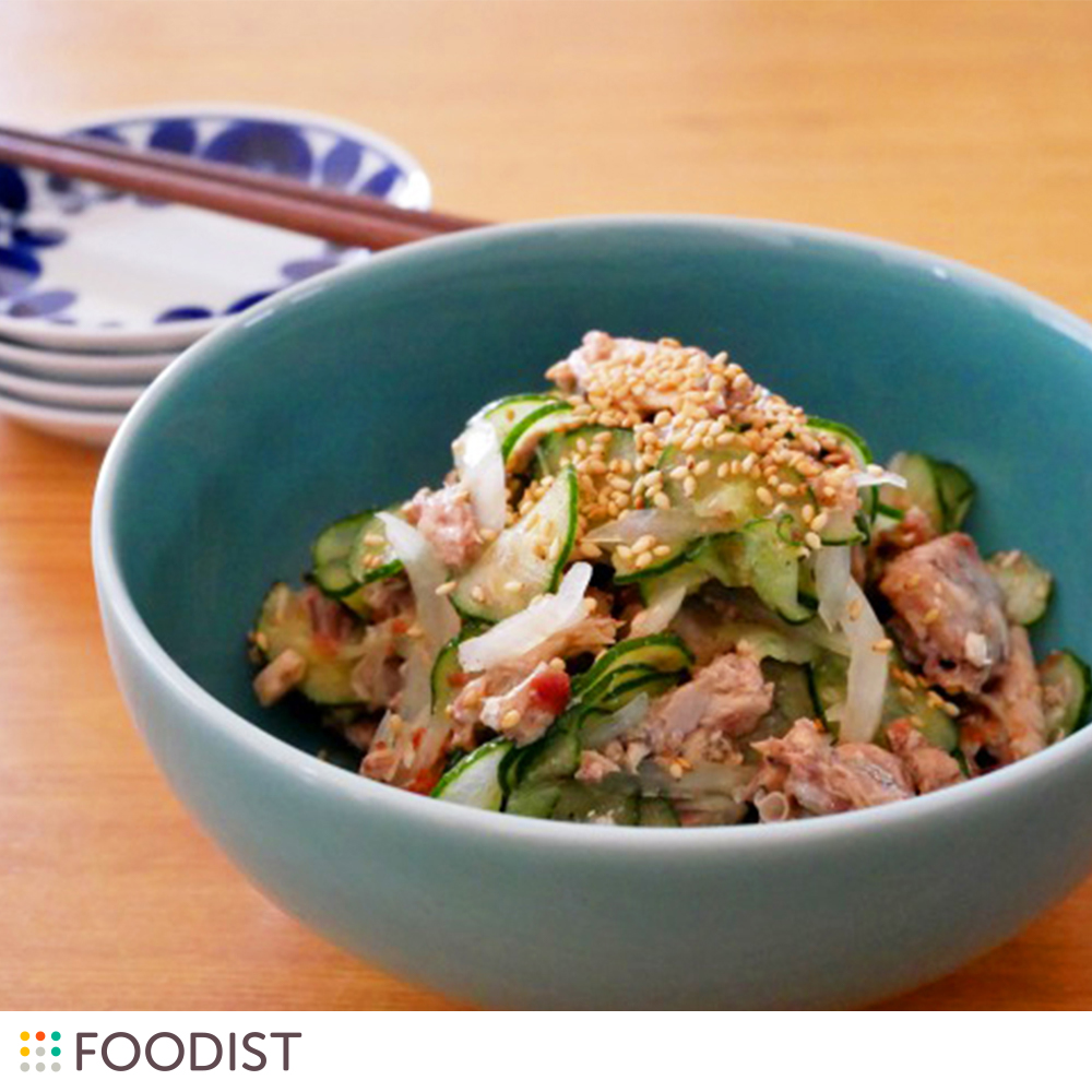 素材の旨味を引き出す 鯖ときゅうりの梅ドレッシングサラダ